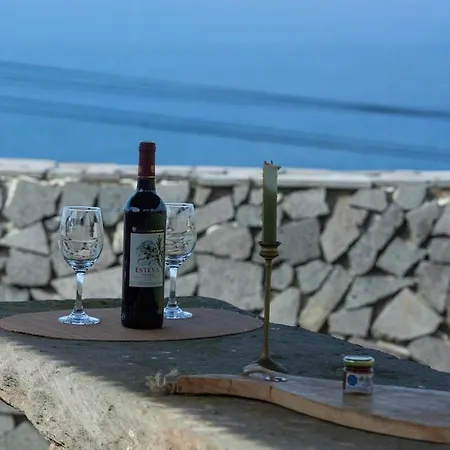 Casa Da Vigia, Seaview House - Sleeps 8 People * Feteira Grande