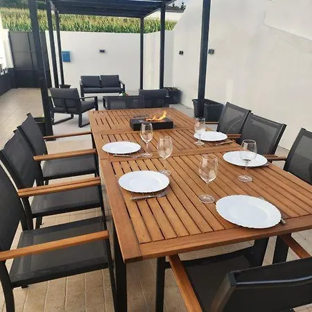 Holiday home Casa Da Vigia, Seaview House - Sleeps 8 People