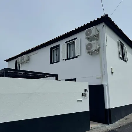 Casa Da Vigia, Seaview House - Sleeps 8 People Дом отдыха *