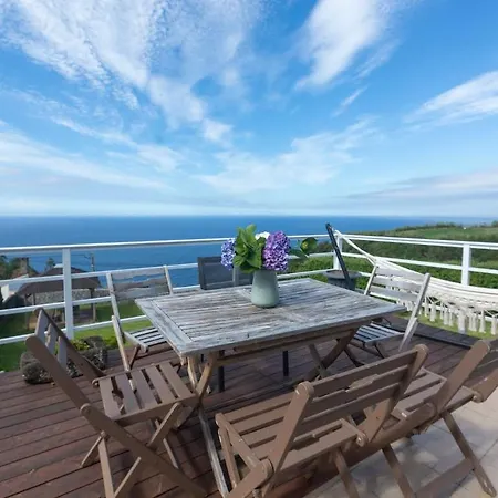 Дом отдыха Casa Da Vigia, Seaview House - Sleeps 8 People *