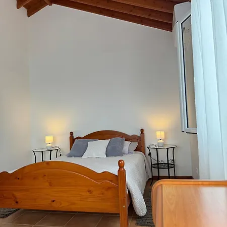 Casa Da Vigia, Seaview House - Sleeps 8 People בית נופש