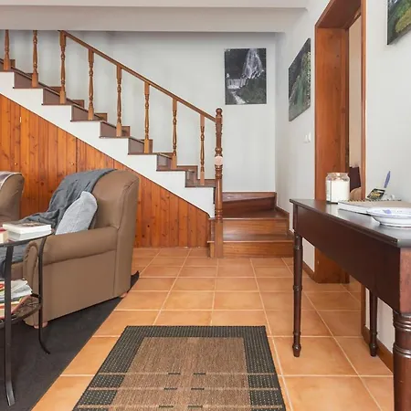 Casa Da Vigia, Seaview House - Sleeps 8 People * Feteira Grande