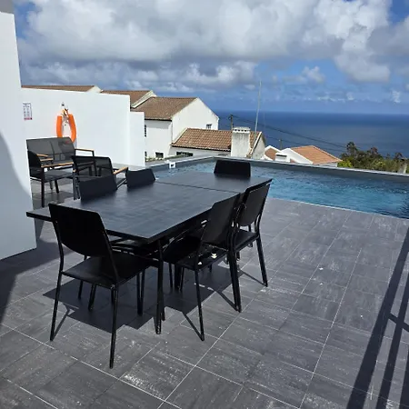Casa Da Vigia, Seaview House - Sleeps 8 People *