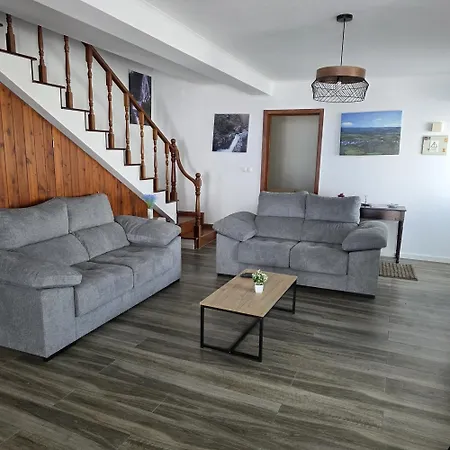 Casa Da Vigia, Seaview House - Sleeps 8 People * Feteira Grande